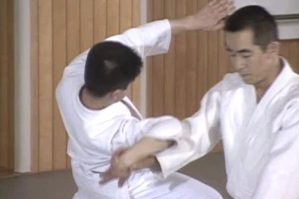 Hanmi Handachi Katate Mochi Shihonage (1)(2)