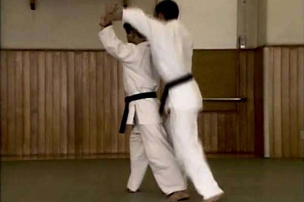 Ushiro Waza Katate Eri Mochi Ikkajo Osae (1)(2)