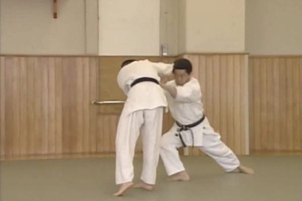 Ushiro Waza Eri Mochi Ikkajo Osae (1)(2)